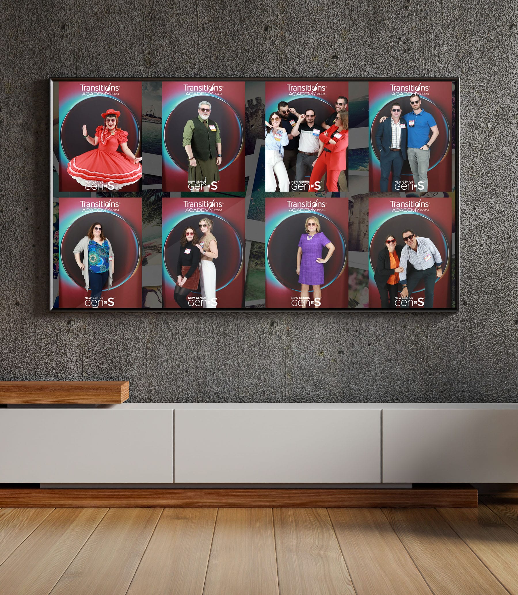 Live slideshow and sharing display at an event