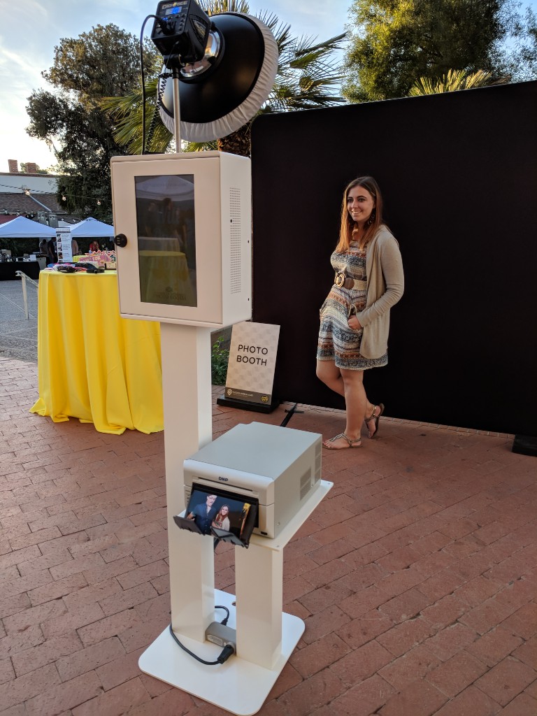 Modern open air classic photo booth